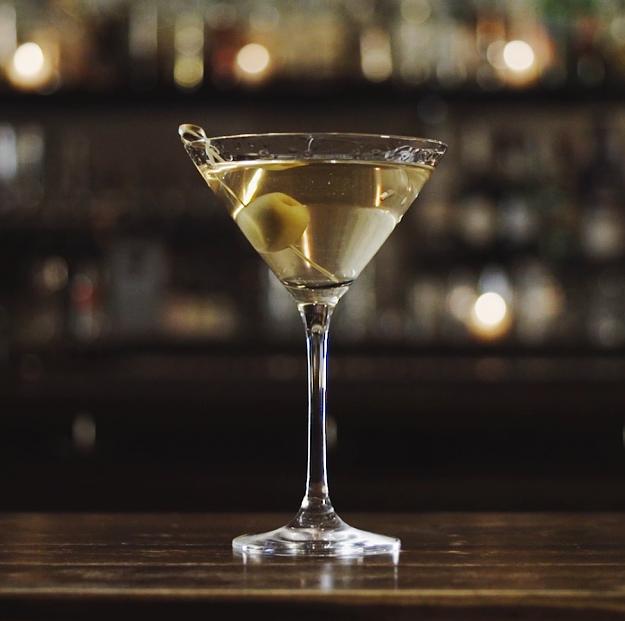Click to Enlarge

Name: Draaanks-Dirty-Martini.jpeg
Size: 159 KB