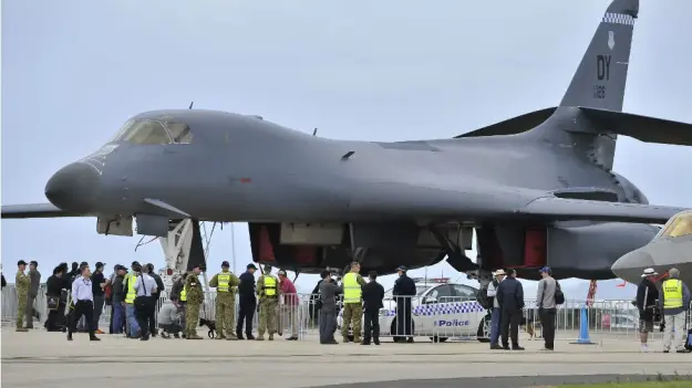 Click to Enlarge

Name: b1bomber_0.jpg
Size: 45 KB